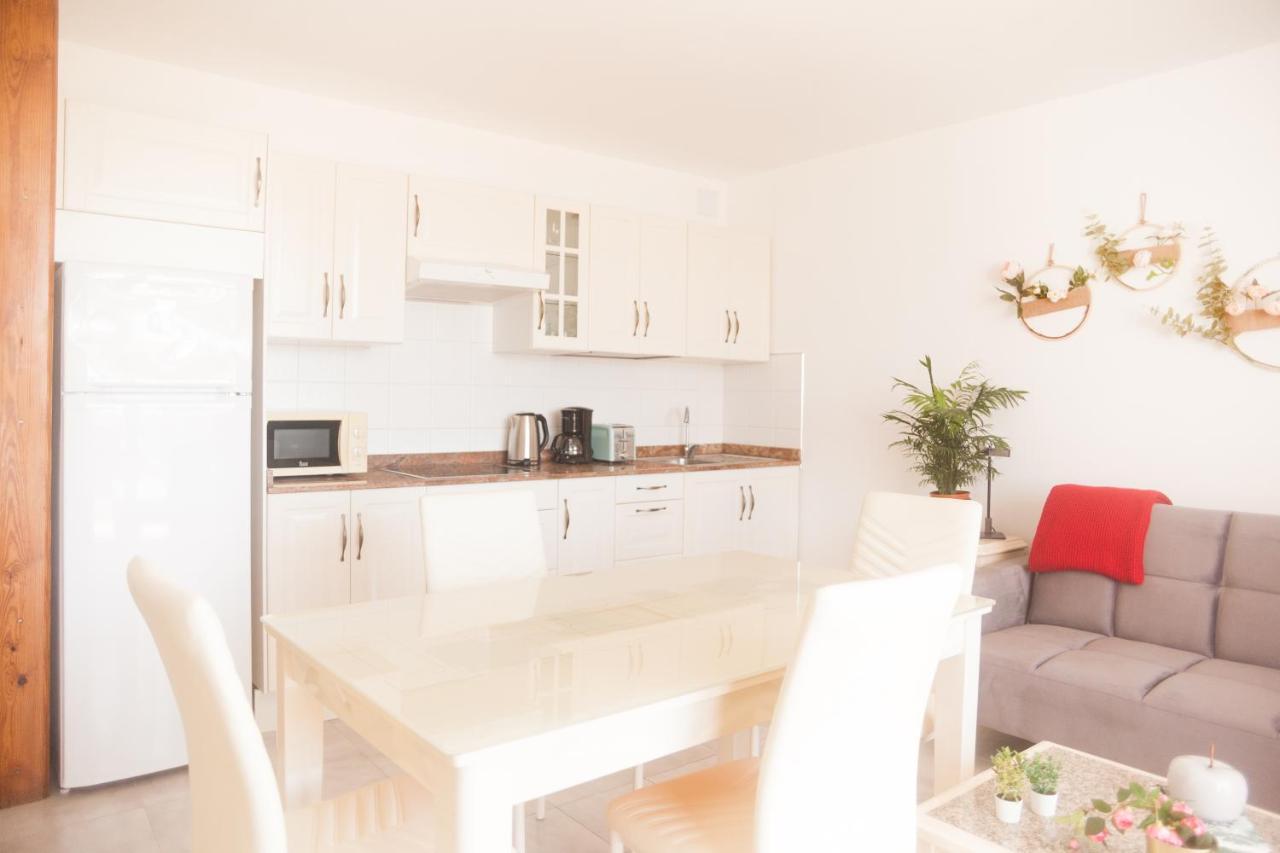 Apartamentos Thaisay Tías Kültér fotó